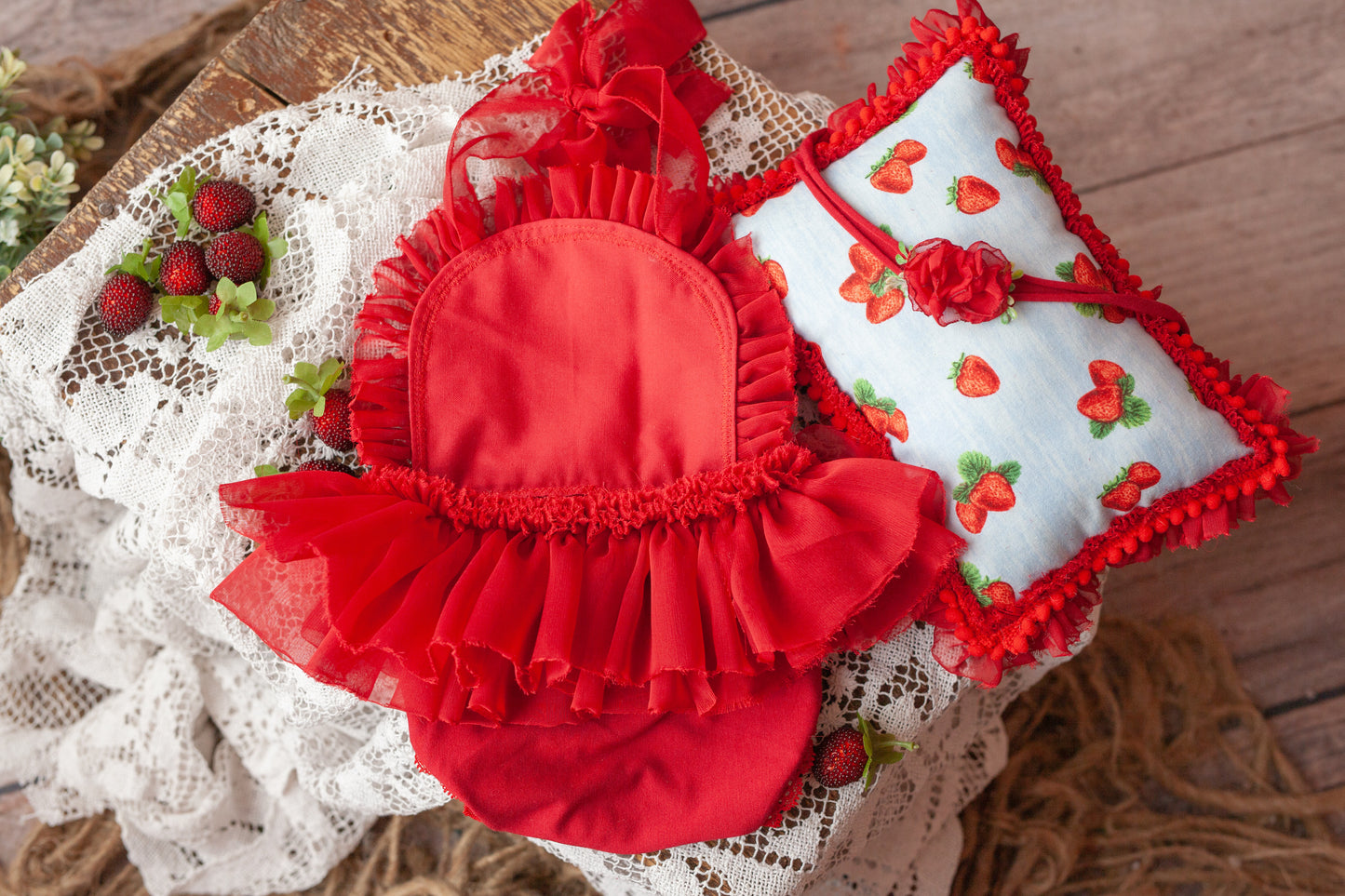 Strawberry - Newborn 3 piece set