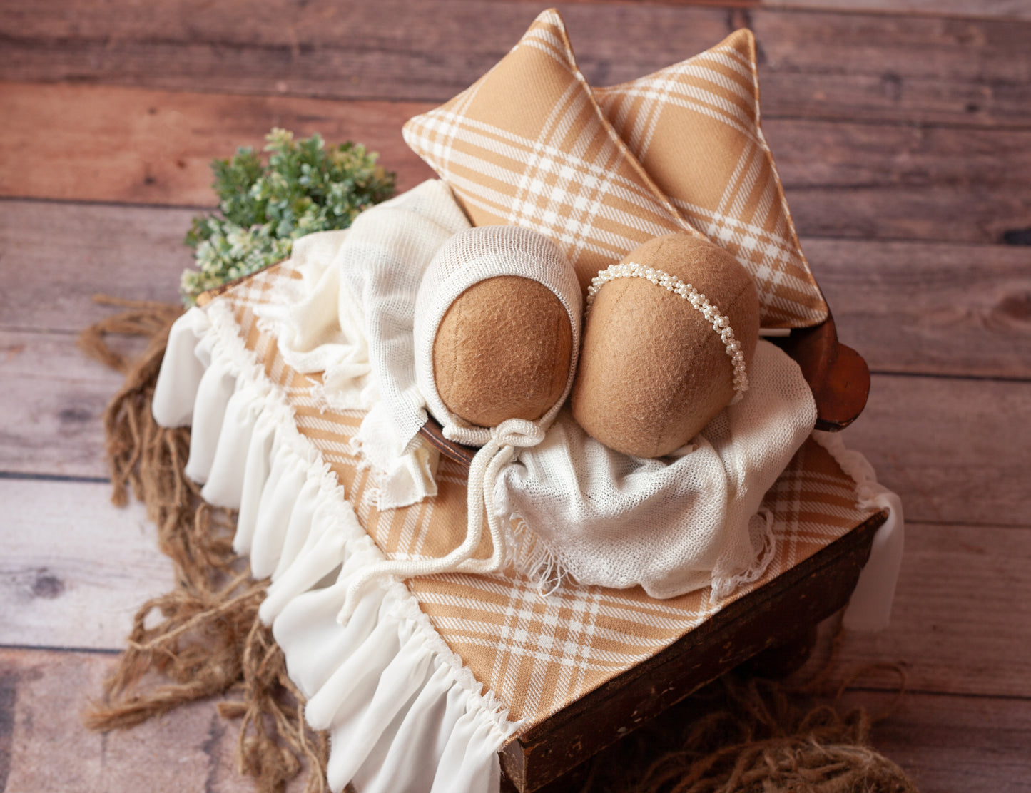 Cameron in Cream- 3 piece set with FREE HALO!
