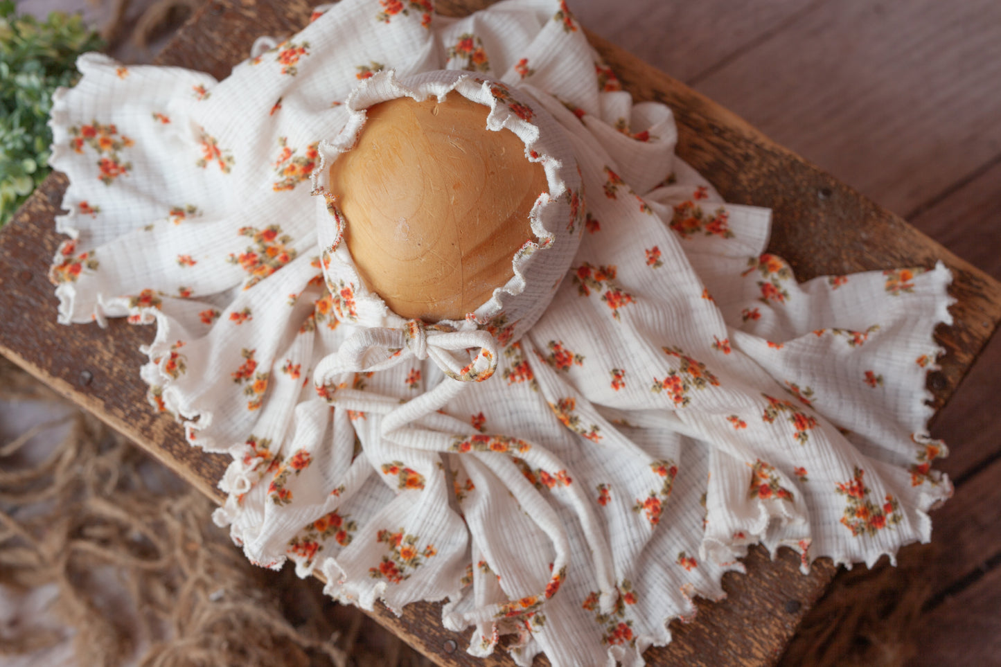 Julianna - Curly wrap and bonnet set