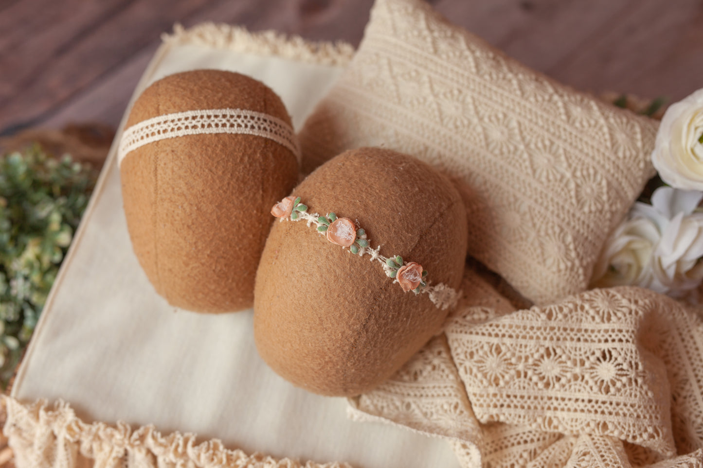 Charlotte - Tiny Bedspread, Pillow and Layer