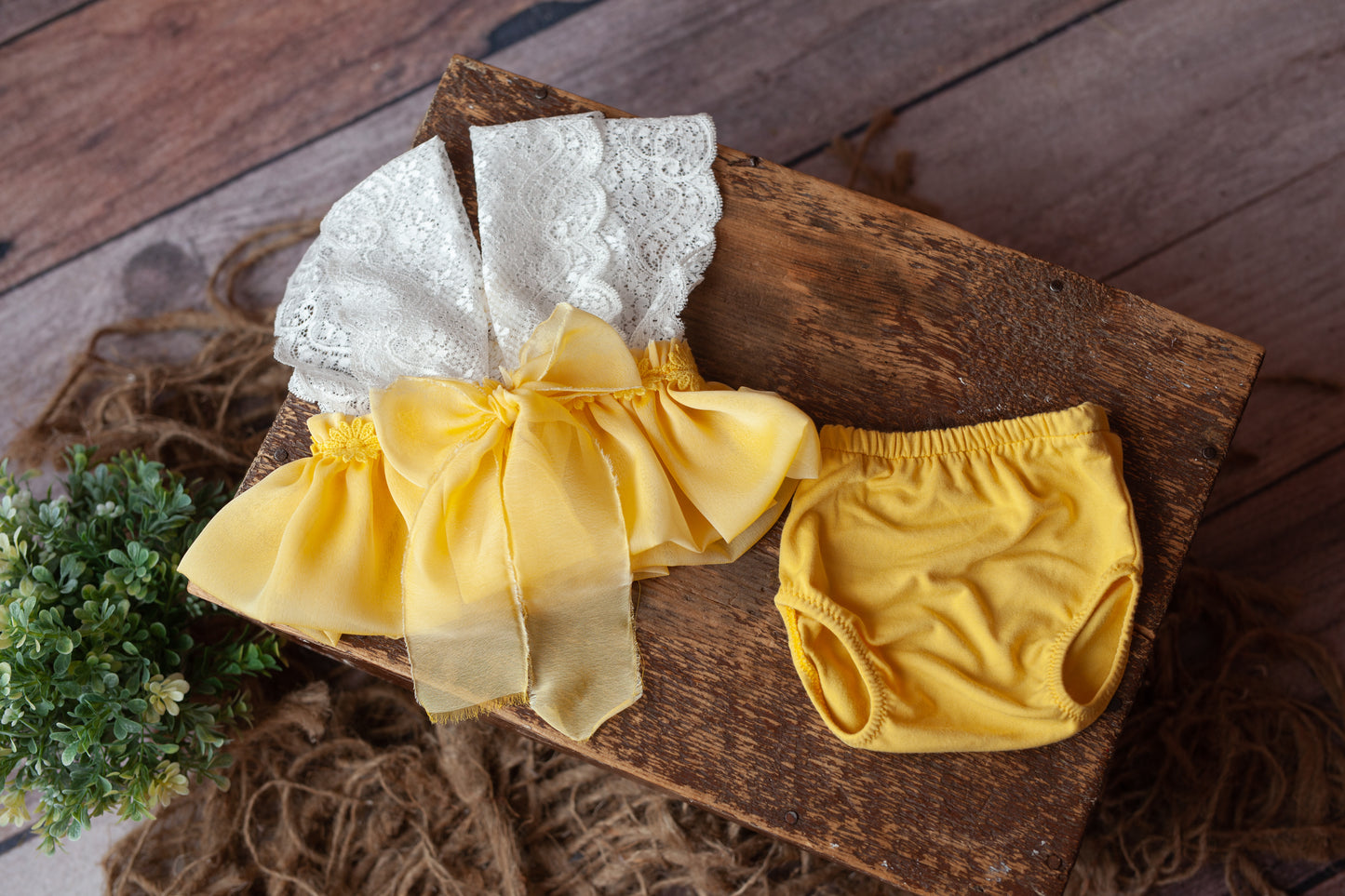 Dahlia - 2 piece NEWBORN romper