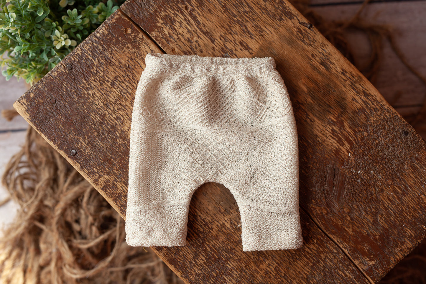 Oakley - Newborn shorties