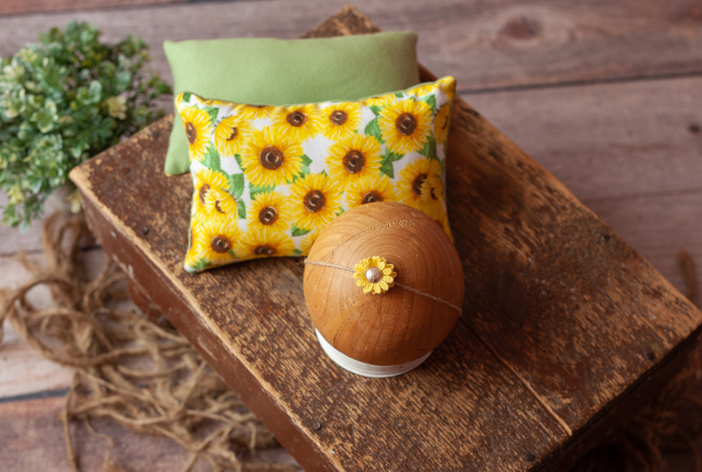 Sunflower Pillow and Tieback
