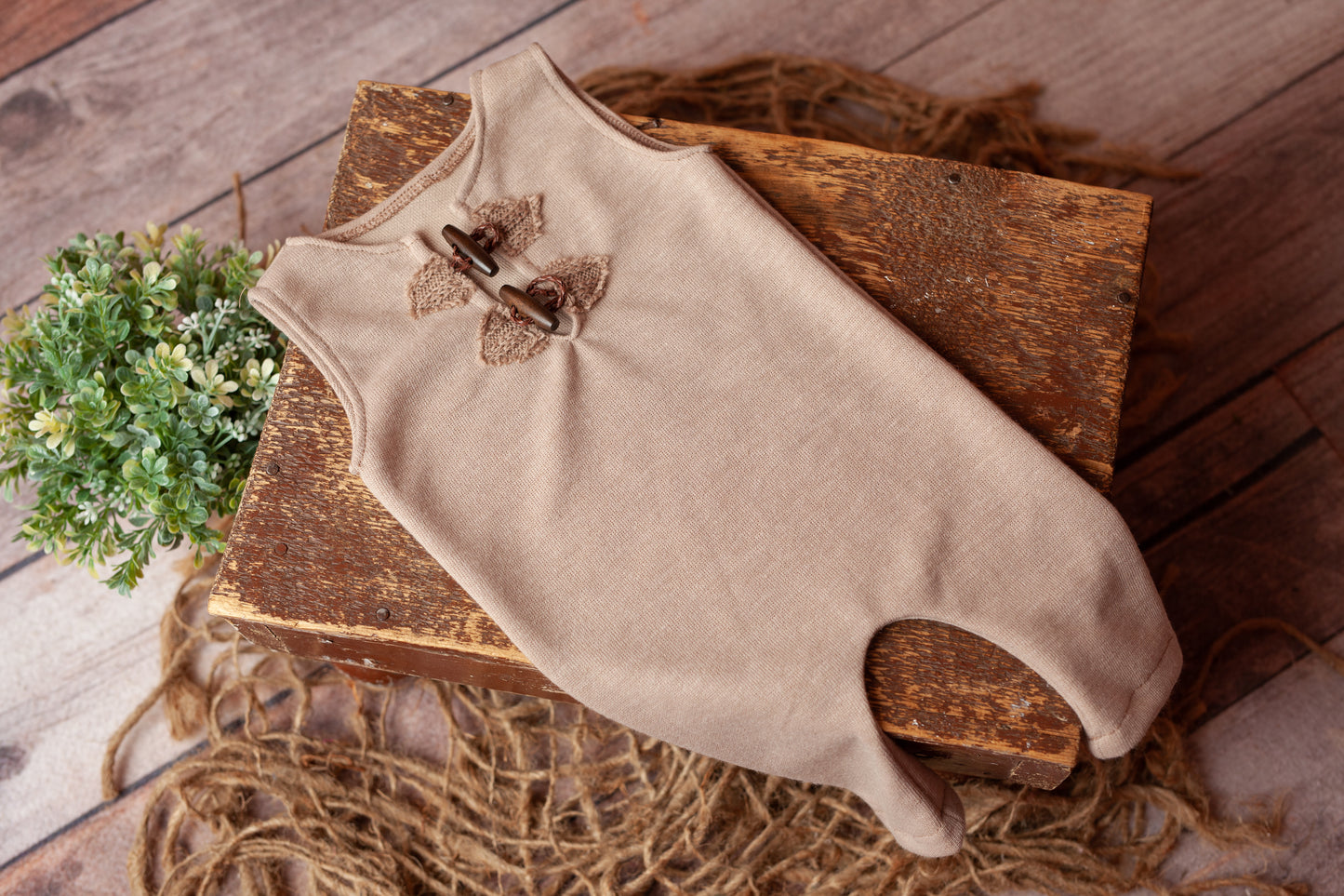 Taylor - Sitter romper