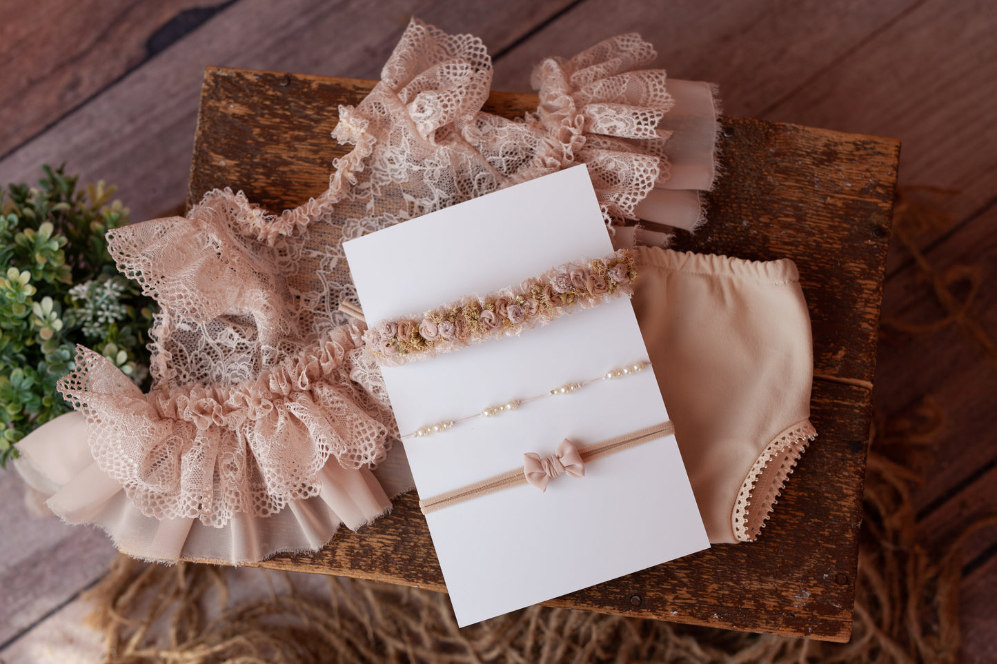 Rhonda - Set of three tiebacks