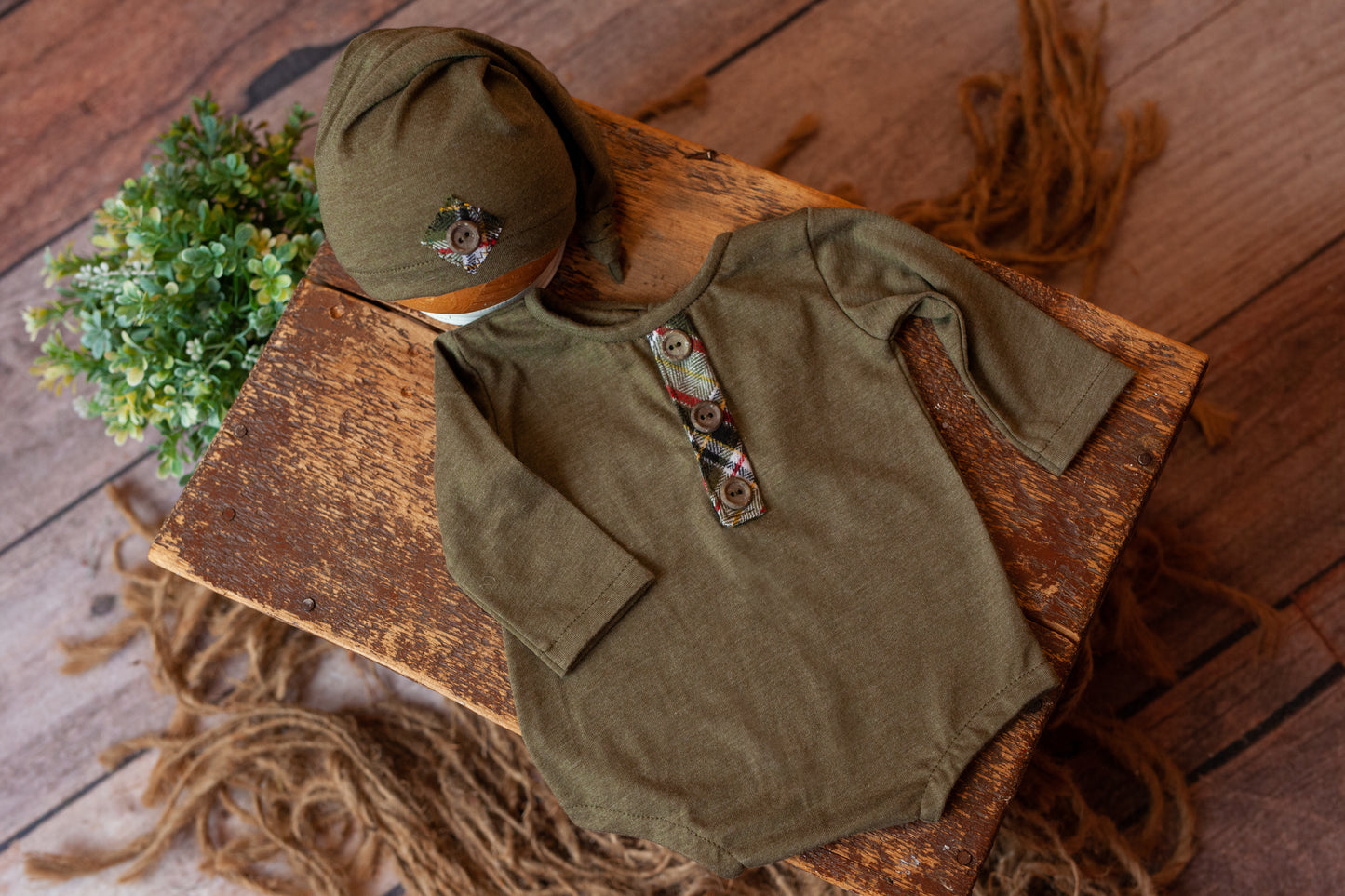 Micheal - Newborn Romper and Sleepy Cap
