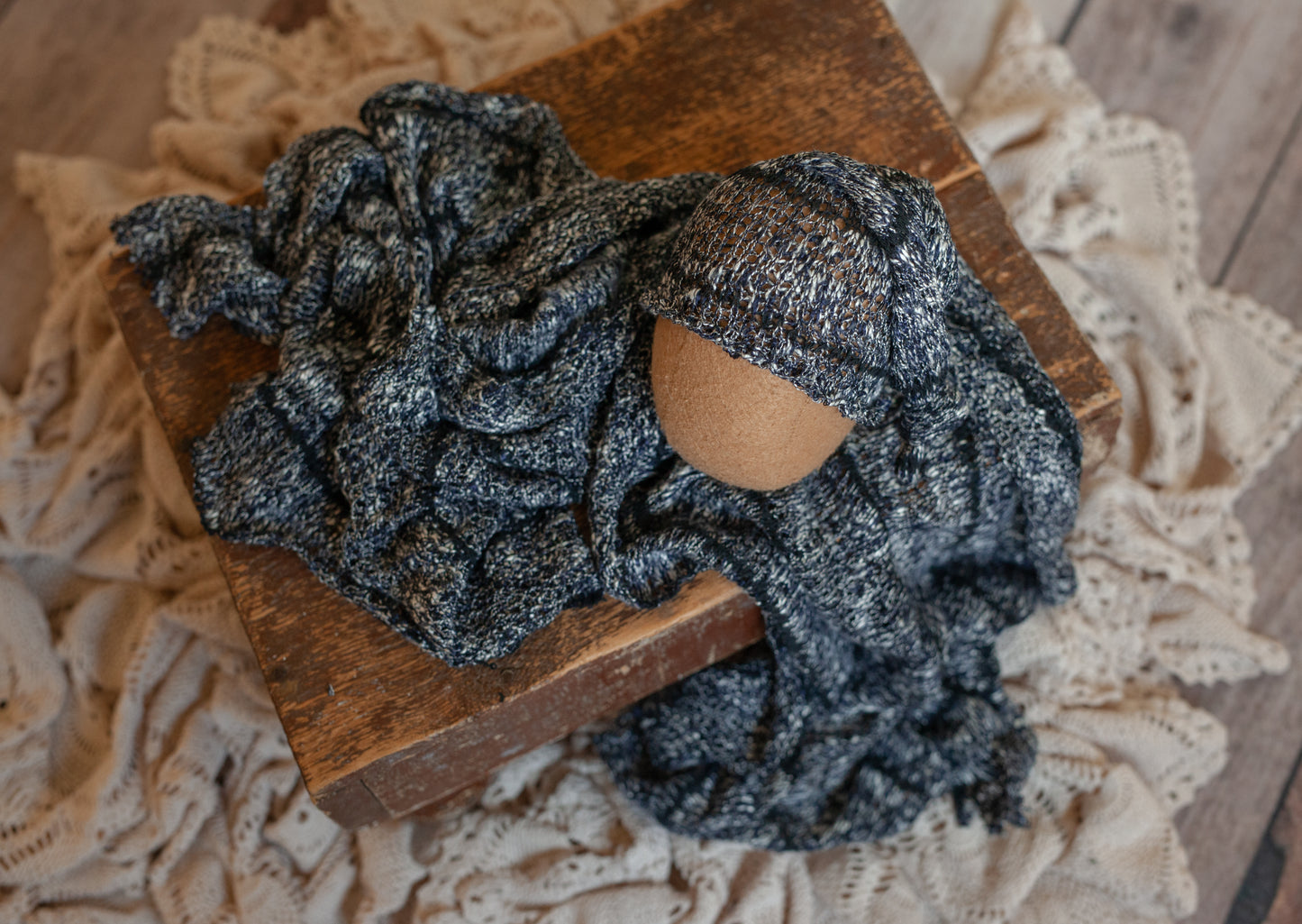 Damean - Newborn Sleepy Cap and Wrap.